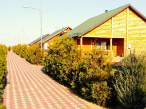 Nomer S Severnoy Storony Na Pervom Etazhe Kottedzha Guest house