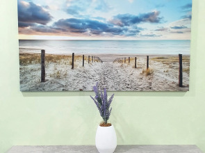 Квартира-студия новая в самом центре города с дизайнерским ремонтом