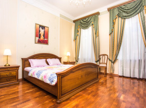 Апартаменты 3 комнатная квартира рядом с Исаакиевским собором и Невским проспектом