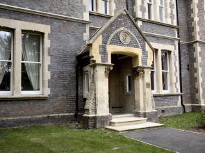 Basingstoke Apartments - Sherborne House