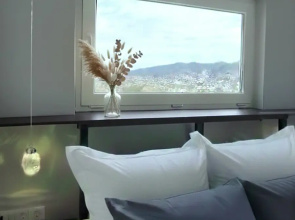 Krepost S Vidom Na Gory More I Otdelnym Vkhodom Apartments