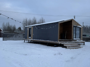 Na Polevoy Private House