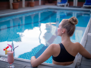 Arabian Courtyard Hotel & Spa