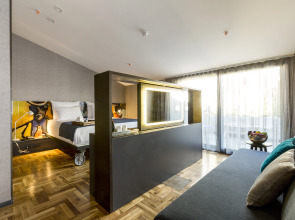 Отель Lampa Design