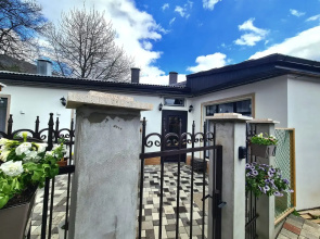 Komfortny Dom V Istoricheskom Kvartale U Muzeya Lermontova Private house