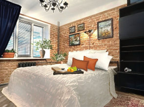 Квартира Двухкомнатная в Стиле Loft с Видом на Бухту Золотой Рог