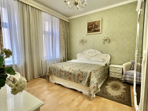 Апартаменты на Большой Конюшенной 3