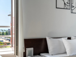 Апартаменты Red Apartments Си Сайд Песчаный