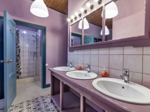 Меблированные комнаты У Дома Книги