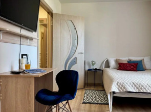 Апартаменты Современная квартира на Яна Крастыня