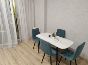 Квартира уютная с панорамным балконом в историческом районе Калининграда Амалинау