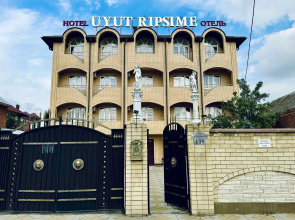 Ripsime Hotel