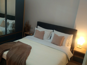 Sofi's Cozy Apartment-Near Port of Vlore, Apartment