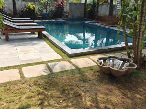 Бунгало SOLS Backyard