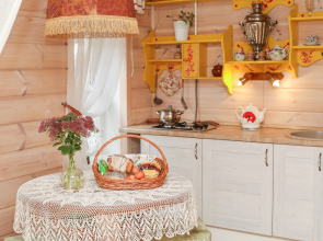 Dom Na Sennom Guest House