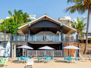 Yoho Mount Sea Pal Hotel