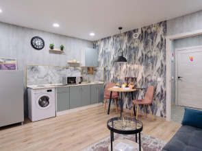 Апартаменты 9 ночей на Гражданской 3