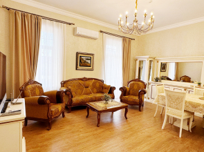 HISTORY 1888 Сentral Apartment & Excursions Apartments
