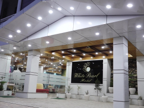 Hotel White Pearl