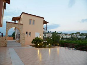 Marias Filoxenia Suites Apart-Hotel