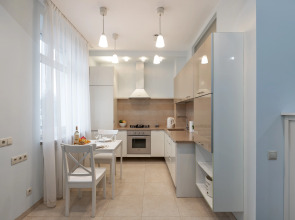 Апартаменты 4-х местные люкс с видом на Свислочь