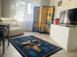 V Petergofe posutochno Flat