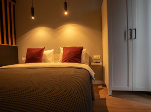 Апартаменты Fox Homes Студия на набережной в ЖК Белый Ангел (а)