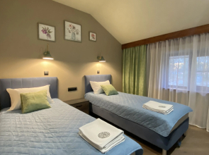 Studiya 3 Dvorik Druzey Apartments