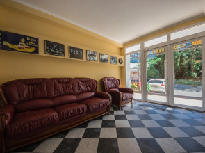 Гостевой дом Yellow Submarine