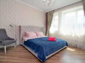 Trekhkomnatnaya V Zhk braun Vozle Trts Mega Almaty Flat