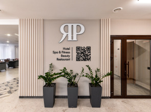 Отель Бизнес Отель ЯР