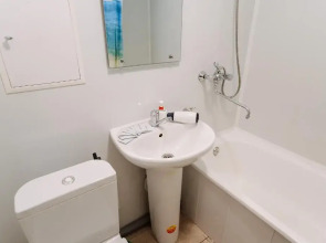 Апартаменты 9 ночей в центре на Анохина 37