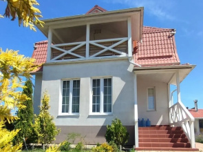 Dom na Vosymerykh Private House