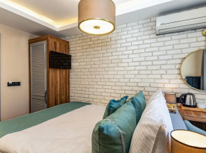 Отель Interstar