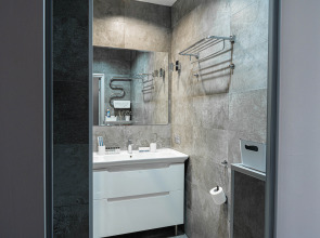 Апартаменты Lalapart Wooden Loft с дизайнерским ремонтом в ЖК Лайнер