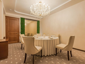 Отель Президент