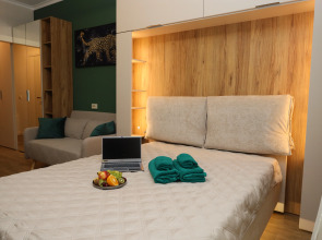 Апартаменты EasyGuest на Проспекте Большевиков 7