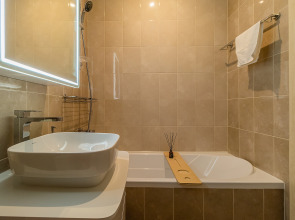 Квартира Сеть Апартаметов ЧемодаНН 2к1