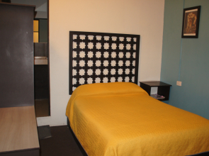 304 Casona Hotel