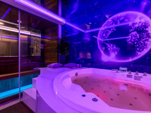 Апартаменты Премиум с сауной и джакузи