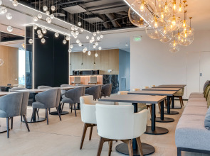 Апартаменты Luce Apartment с видом на город