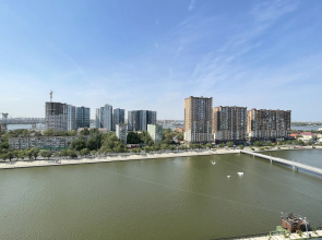 Kvartira Green FOX trehkomnatnaa na beregu Privolzskogo Zatona
