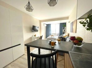 Апартаменты Студия День Ночь с Видом На Горы