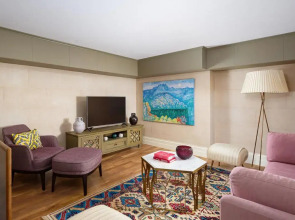 Отель Art Gallery