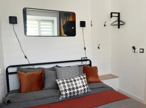 Квартира Стильная 2к около ЖД вокзала