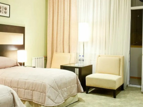 Отель Сенатор