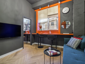 Апартаменты Queenstay Orange Loft