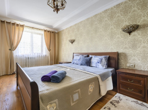 Apartamenty 12 Samyj centr. Ideal'no dla turista ili komandirovannogo