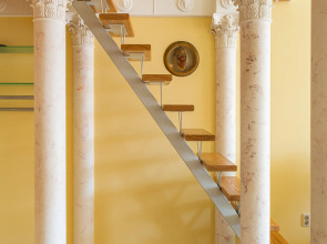 Апартаменты Большая Конюшенная 3