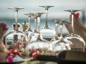 Side Beach Club Hotel